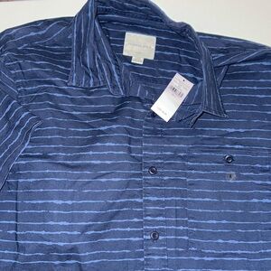 NWT American Eagle Men’s Button Down Collar Short Sleeve Shirt Size L